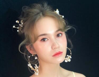 南寧化妝課堂：無痕氣質(zhì)妝容，無妝勝有妝