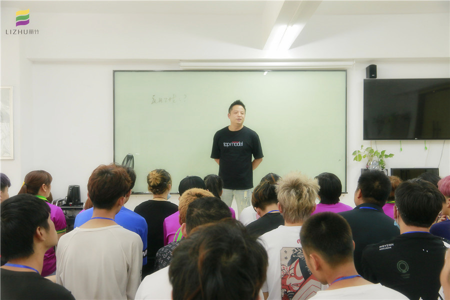 伯爵護(hù)膚造型連鎖機(jī)構(gòu)就業(yè)宣講會來了