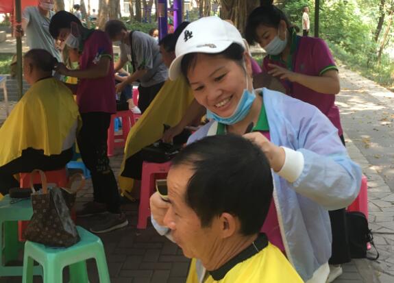 麗竹美發(fā)學(xué)員，歡迎你們常常來(lái)