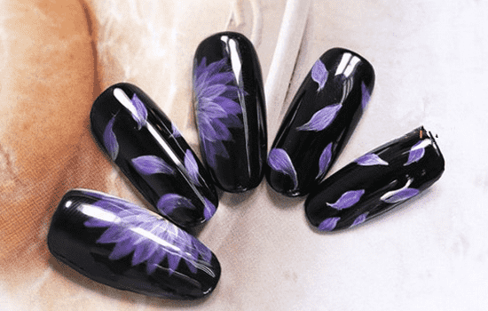 廣西美甲學(xué)校：古風千層花美甲教程