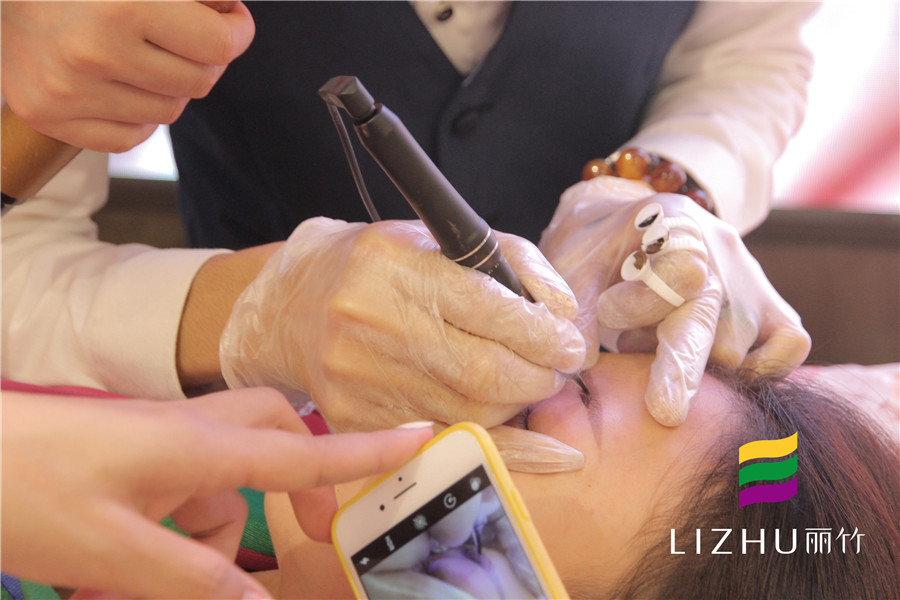 六種眉毛的紋繡操作方法，南寧紋繡培訓(xùn)學(xué)校分享