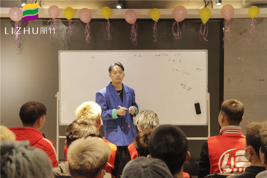 美發(fā)就業(yè)宣講：乾健·形象設計沙龍