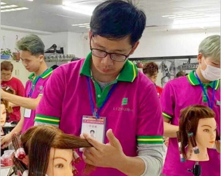 南寧正規(guī)美發(fā)學(xué)校學(xué)員感言：到麗竹學(xué)校學(xué)美發(fā)是對的