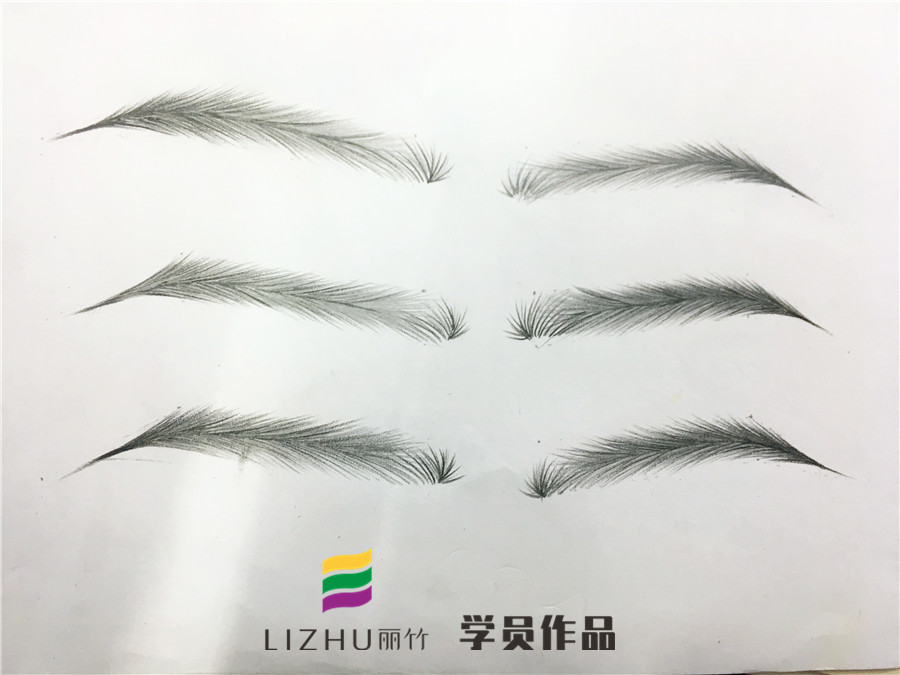 化妝新手如何畫眉？去廣西出名的彩妝培訓(xùn)看看