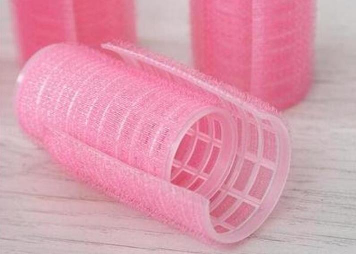 空氣劉海卷發(fā)筒怎么用？南寧正規(guī)美發(fā)學(xué)校教你用