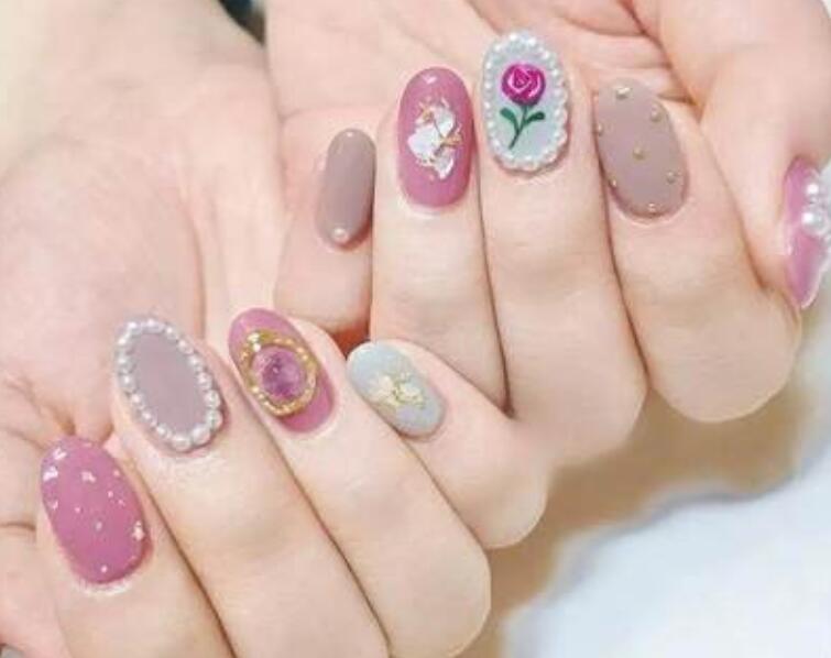 美甲怎么保養(yǎng)更持久？南寧專業(yè)美甲培訓(xùn)告訴你