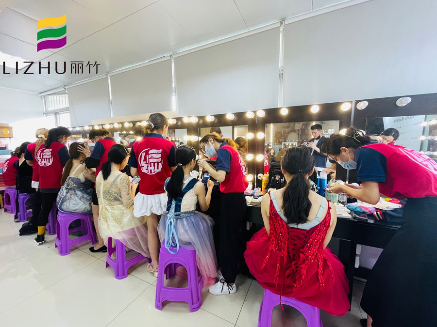 來自五湖四海的化妝指南~