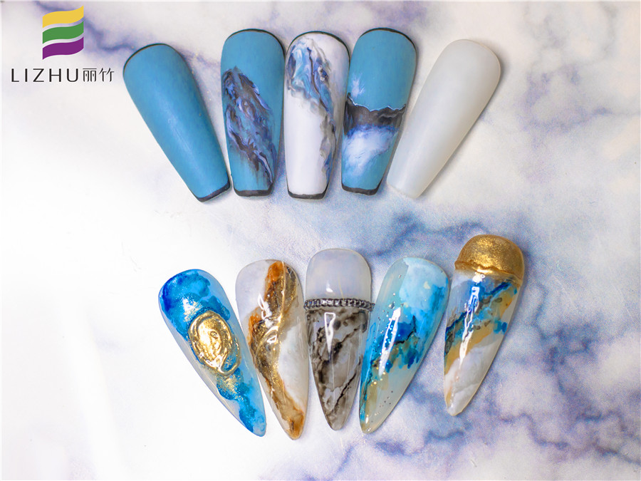 美甲暈染怎么做效果好？廣西美甲培訓(xùn)學(xué)校給你上課