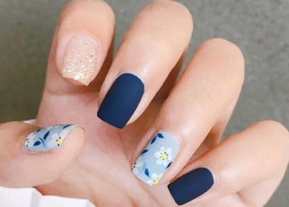 南寧專業(yè)美甲學(xué)校：藍(lán)色系美甲合輯
