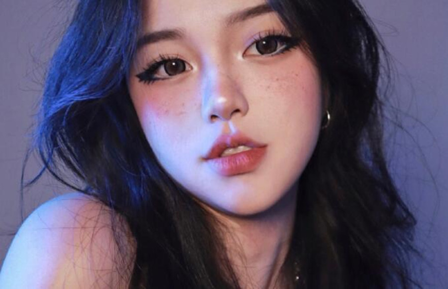 Egirl妝教程，南寧化妝學(xué)校找到了