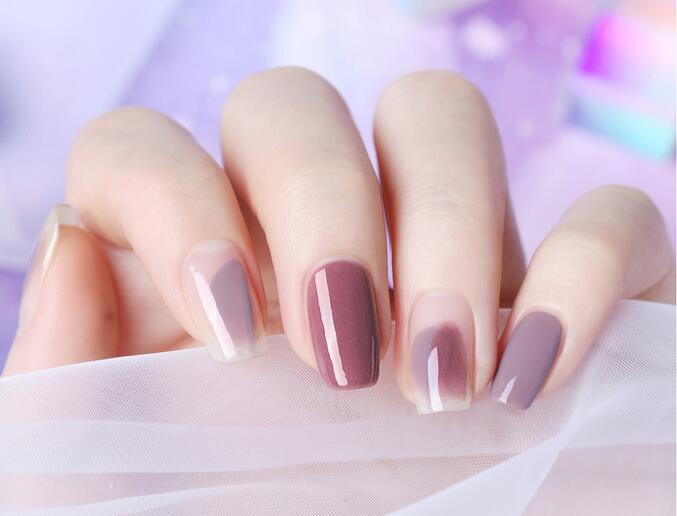 什么是跳色美甲？南寧學(xué)美甲的學(xué)校分享