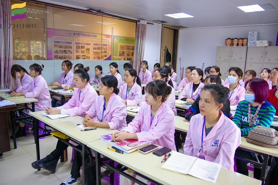 1637569647599833.jpg IMG_1295.jpg