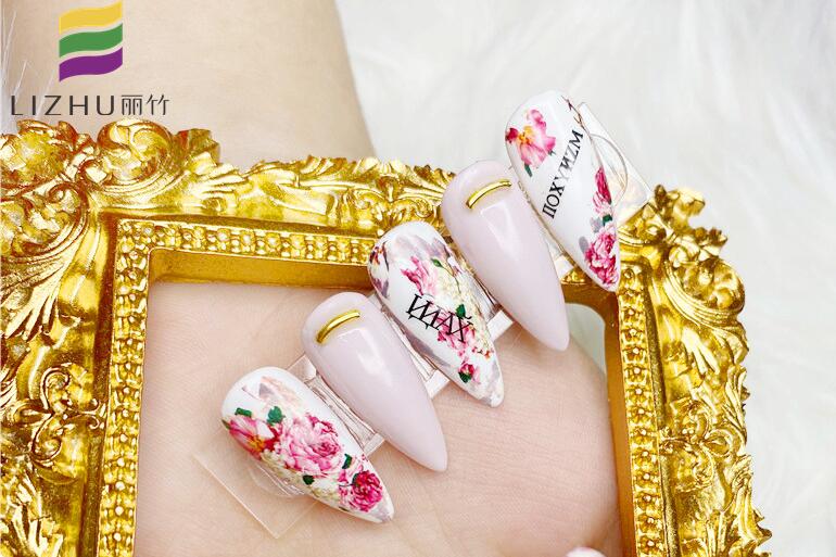 復古玫瑰花美甲，南寧美甲師培訓班作品