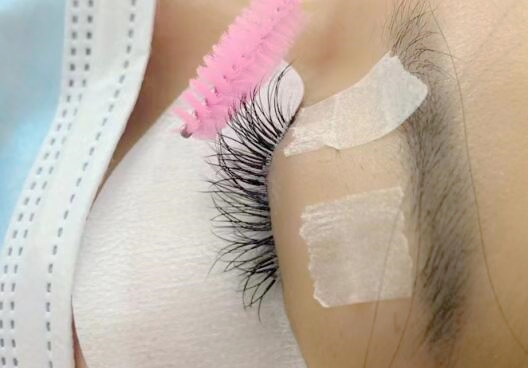 南寧哪里可以學(xué)美睫？南寧美睫學(xué)校哪家專業(yè)？