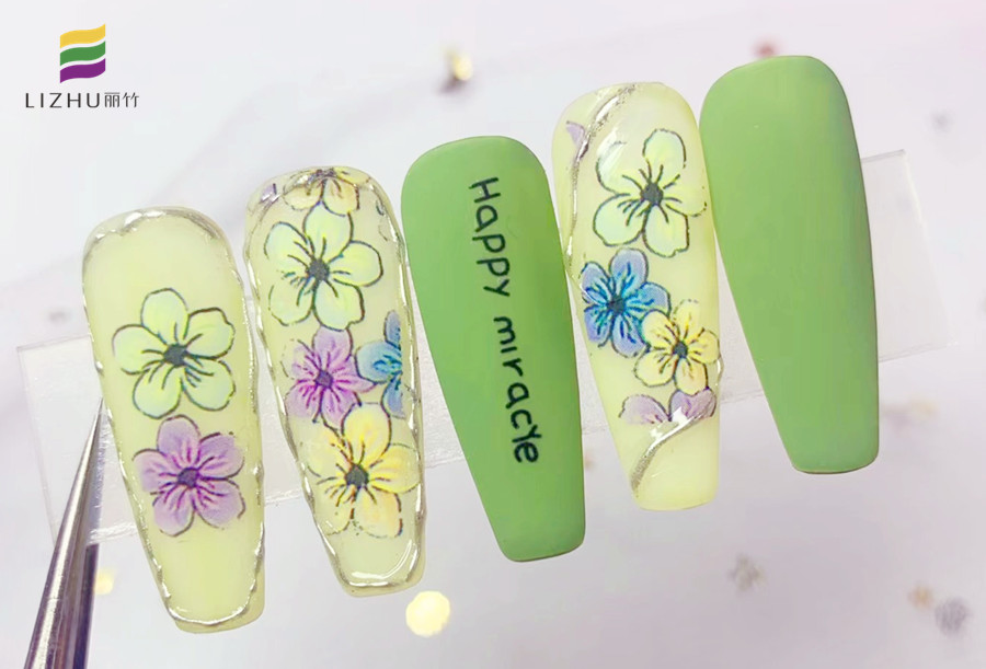 綠色系美甲推薦，廣西美甲網(wǎng)紅分享