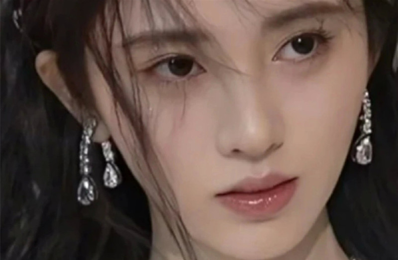 破碎氛圍感白開水妝 | 南寧彩妝學習