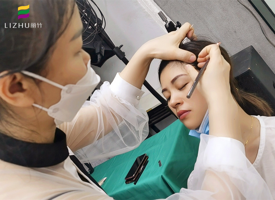 如何設(shè)計自然好看的眉形？南寧紋繡基礎(chǔ)培訓教你