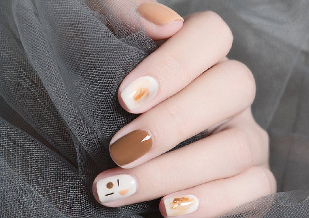 初秋顯白美甲推薦，廣西時尚美甲培訓學校整理