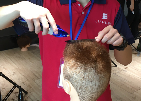 理平頭的技巧，廣西理發(fā)實(shí)訓(xùn)分享