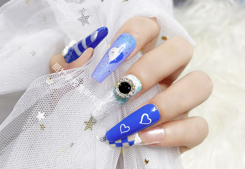 愛心深藍(lán)色西美甲，上手顯白又好看