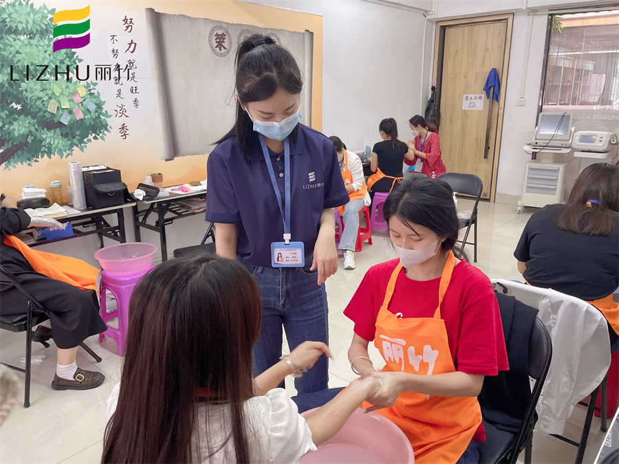 美甲手部護(hù)理的重要性，廣西美甲實(shí)操教學(xué)