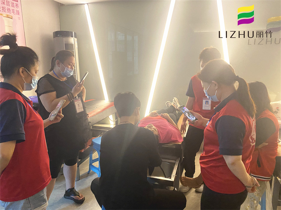 美發(fā)洗護課程:洗頭時如何控制洗發(fā)水用量？