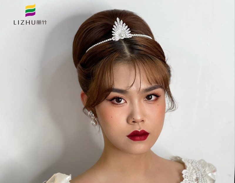 輕復(fù)古新娘造型，南寧新娘妝培訓(xùn)學(xué)校作品