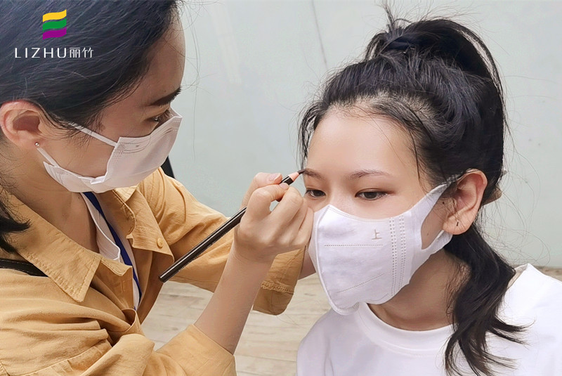 紋繡眉形設(shè)計的要素，南寧眉眼唇培訓(xùn)學(xué)校課程剖析