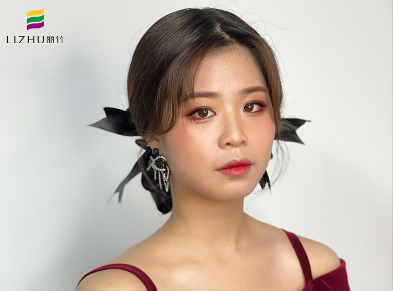 時尚簡約造型，廣西美妝師專業(yè)學(xué)校作品