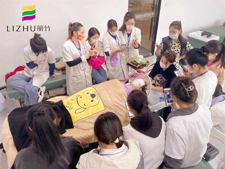 南寧養(yǎng)生頭療洗護(hù)課程 ，麗竹學(xué)校美容專業(yè)內(nèi)容