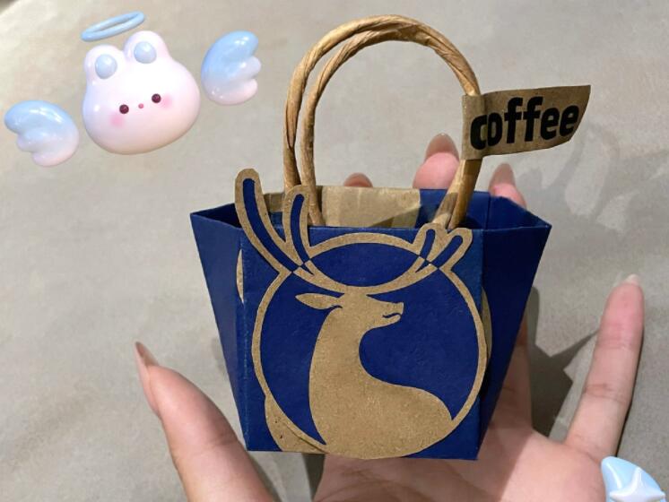 瑞幸托特包 | 南寧專(zhuān)業(yè)花藝培訓(xùn)學(xué)校分享折紙作品