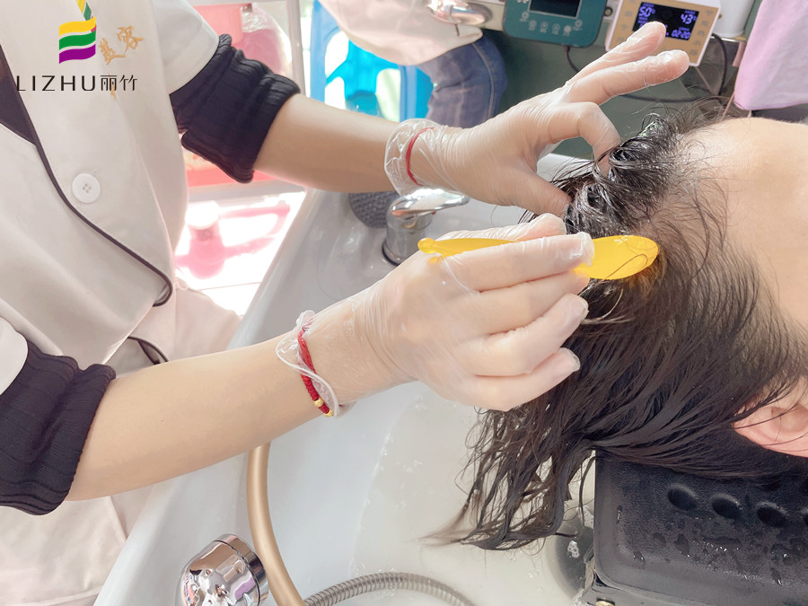 南寧學頭療多少錢？南寧頭療培訓班哪家好？