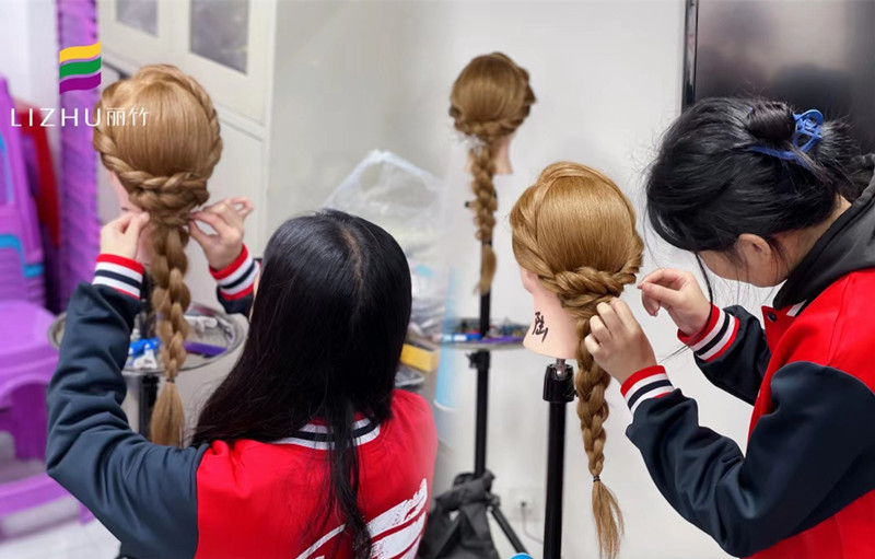 南寧學新娘盤發(fā) | 南寧新娘盤發(fā)培訓班