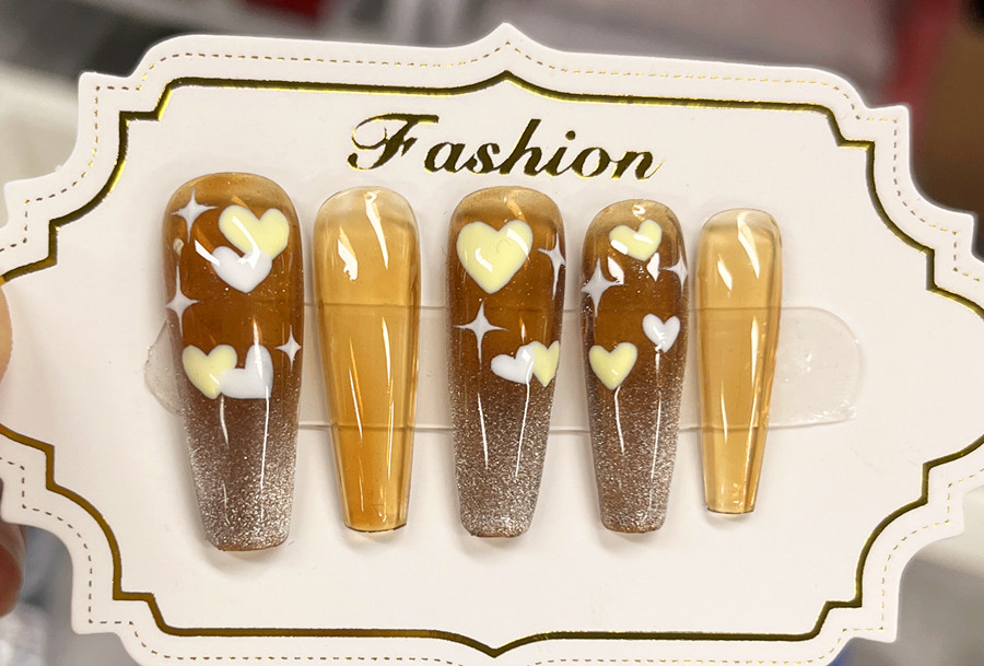 愛心美甲，廣西美甲學(xué)員課堂實(shí)操作品