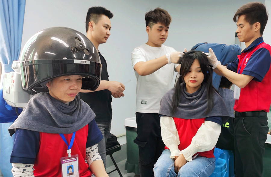 美發(fā)焗油的好處，南寧美發(fā)管理學(xué)校講解