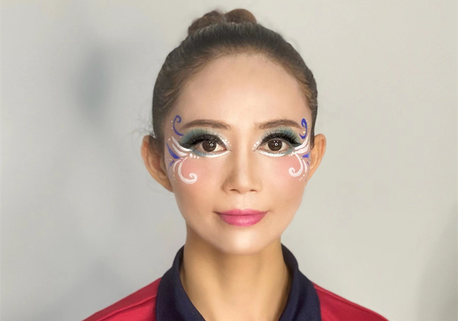 創(chuàng)意舞臺眼妝特點，廣西省彩妝造型學(xué)校分享