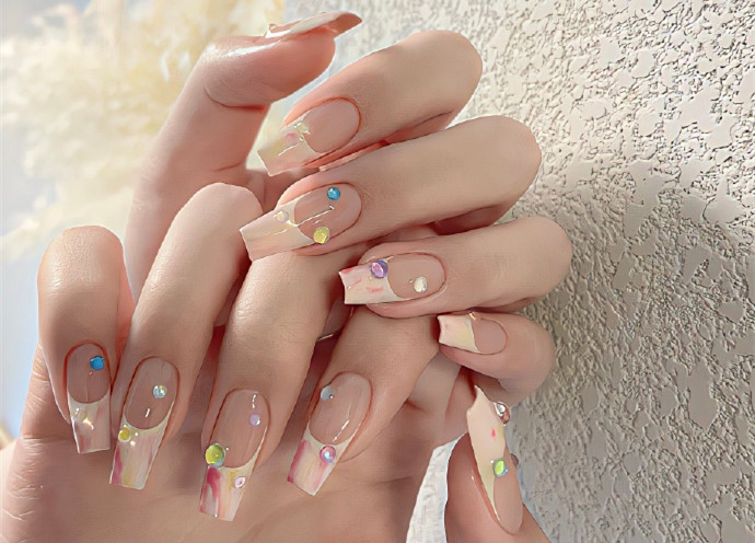 氛圍感美甲，南寧網(wǎng)紅美甲造型培訓(xùn)推薦