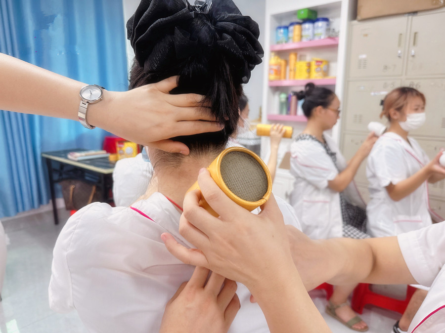 三伏天艾灸的功效，零基礎(chǔ)美容培訓