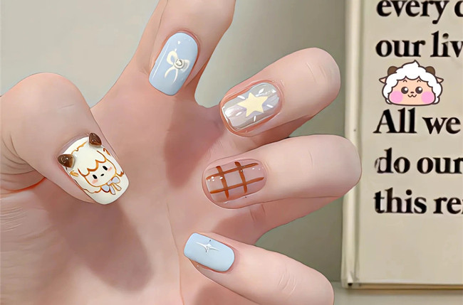 精致手繪美甲，美甲款式圖片2023