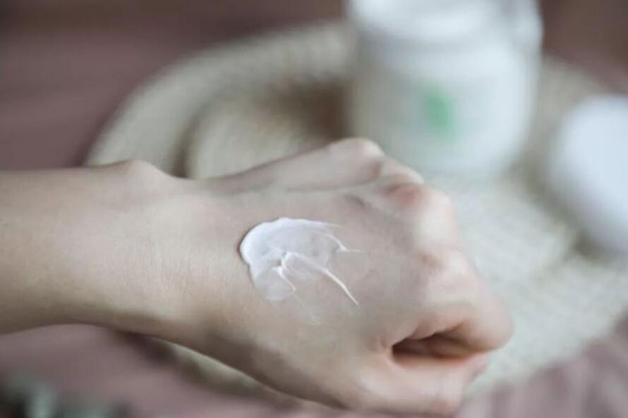 身體乳使用誤區(qū)，南寧美容美體護膚學(xué)校分享