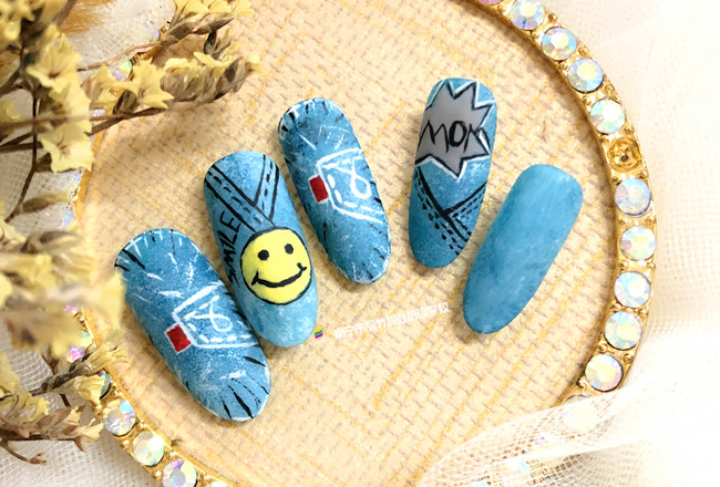 牛仔美甲&手繪美甲，南寧美甲技師學(xué)校作品