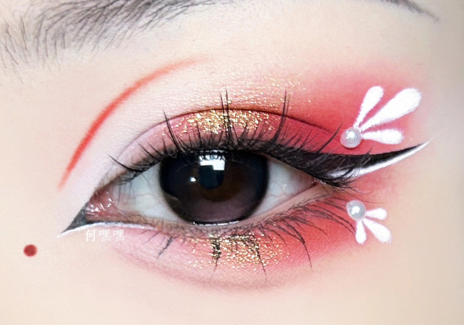 ?玉蘭花眼妝教程，零基礎化妝學習