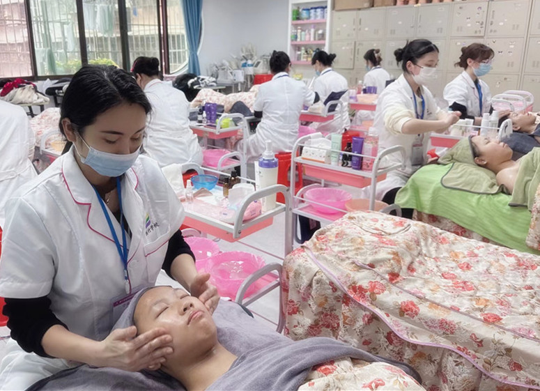 如何進行面部提升，廣西美容技術(shù)培訓(xùn)學(xué)校教學(xué)