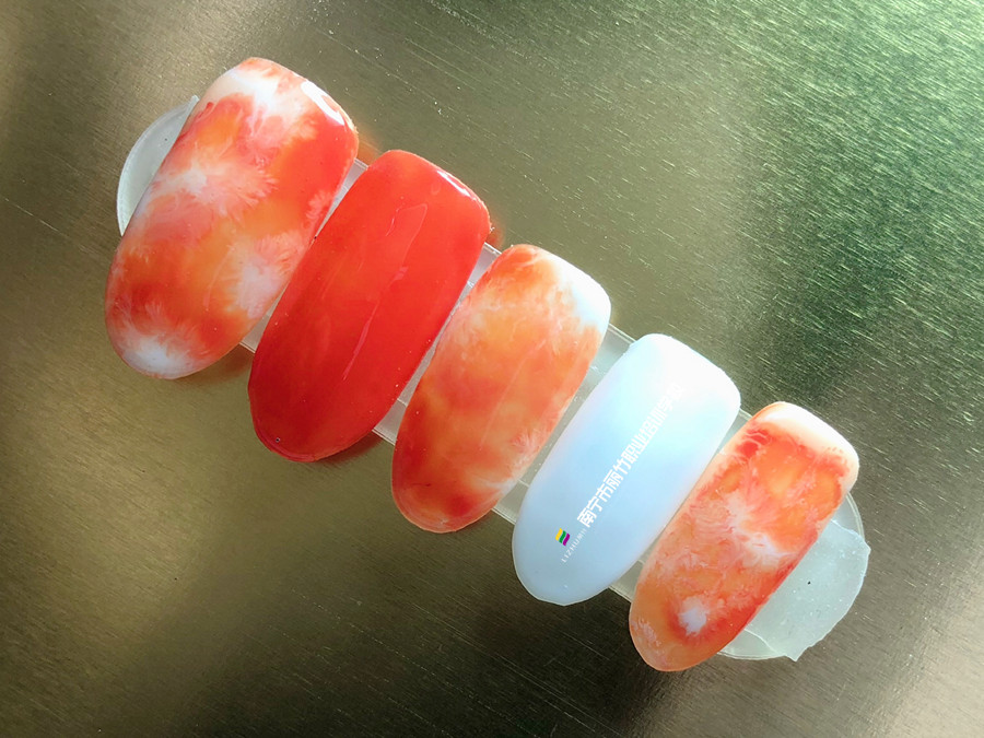 暈染美甲如何銜接自然的方法，美甲教程新手入門