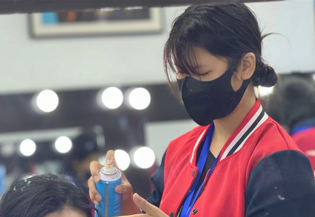 清冷風(fēng)中式造型，南寧化妝師培訓(xùn)學(xué)員作品