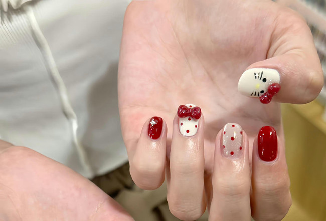 適合秋天做的美甲，廣西省美甲學(xué)校分享