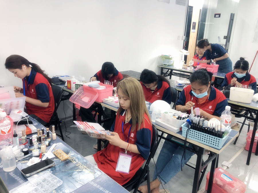 南寧美甲創(chuàng)業(yè)培訓(xùn)（課程內(nèi)容）講解