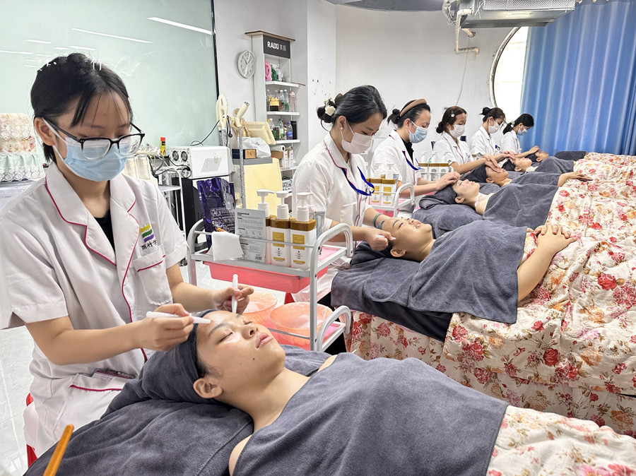 廣西美容考試：容院為顧客操作的模擬問(wèn)答