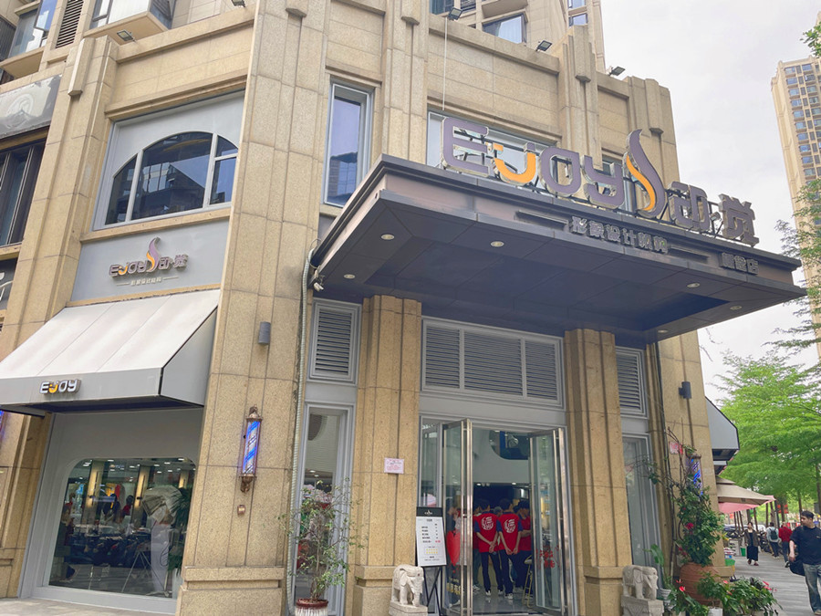 有圖有真相！南寧美發(fā)畢業(yè)就業(yè)到店參觀