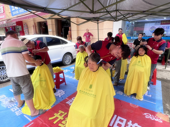 廣西愛心剪發(fā)：五一愛心義剪活動